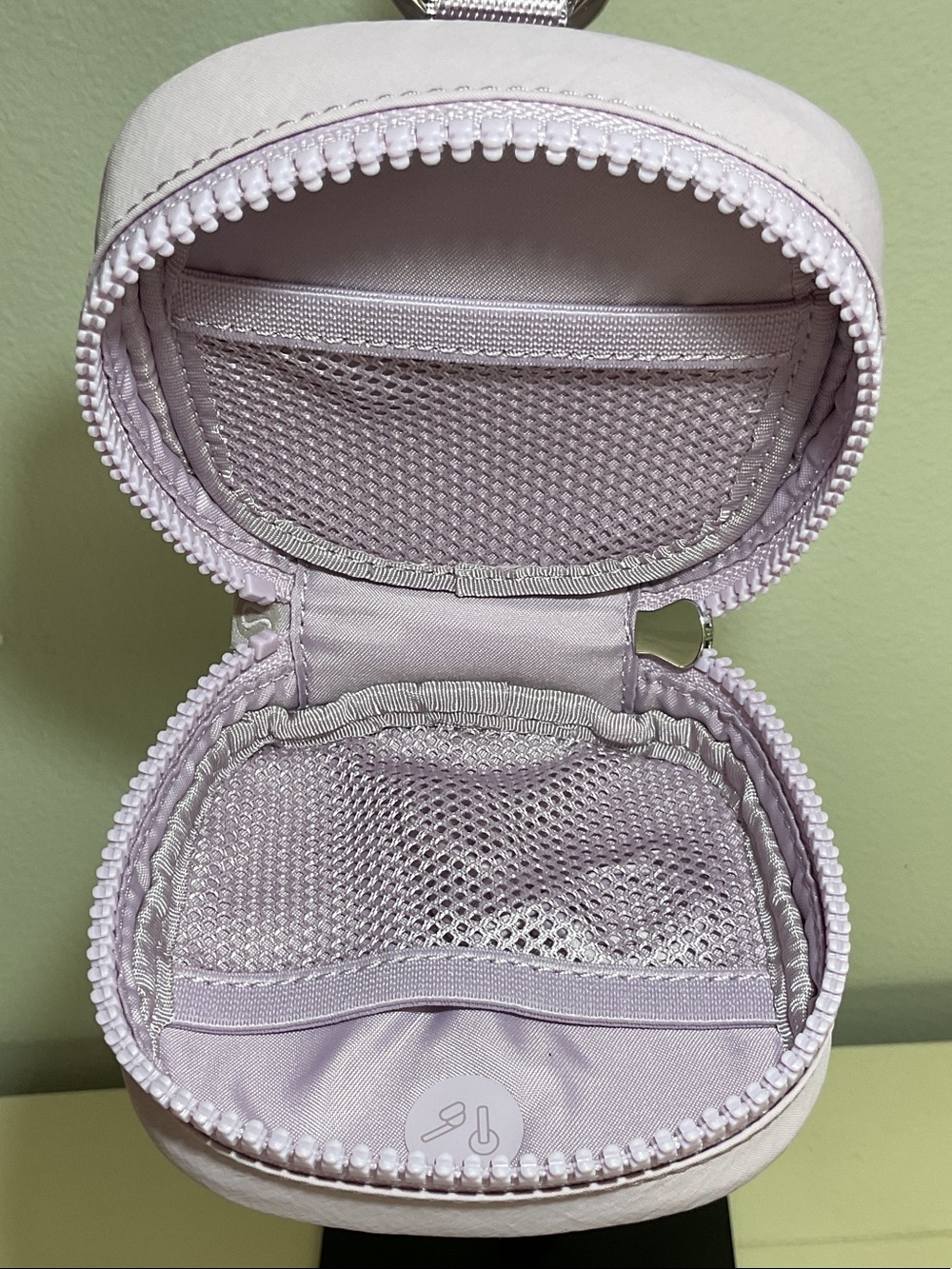 lululemon athletica Clippable Organizer Pouch - LLAY/LOTU - Picture 5 of 6